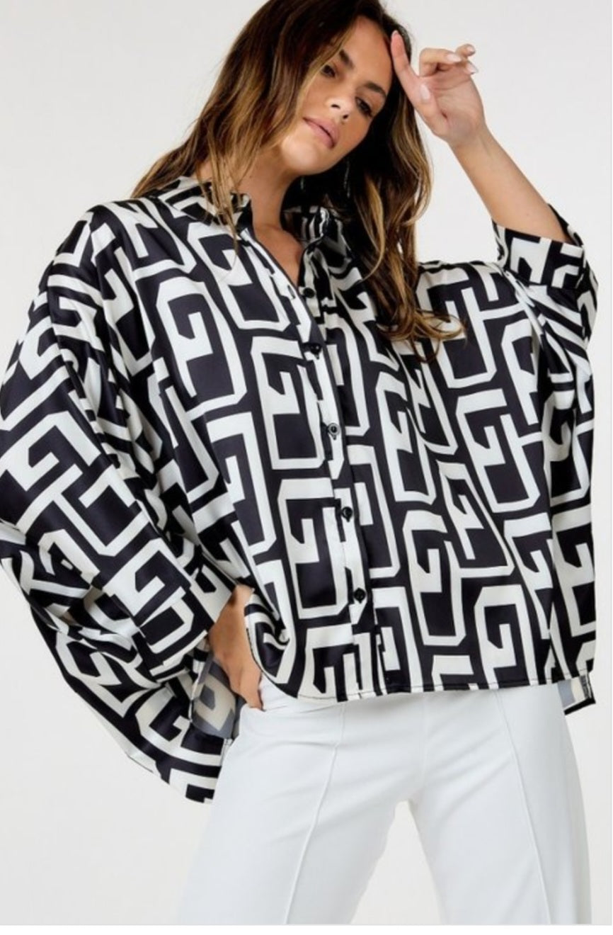 Abstract Top Black/White