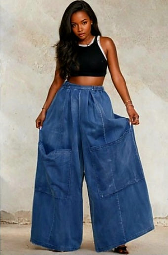 Wide Deep Pocket Jeans